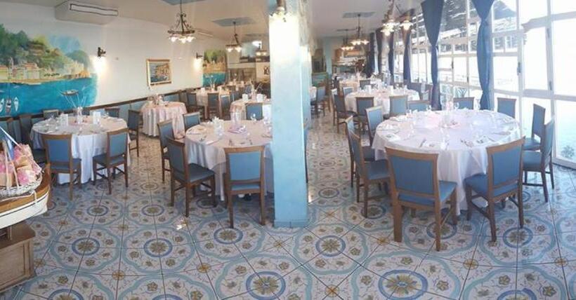 פנסיון L Incanto