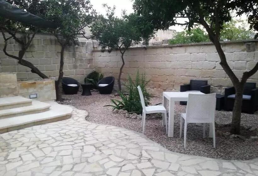 Majatalo Monterussi Bed And Breakfast