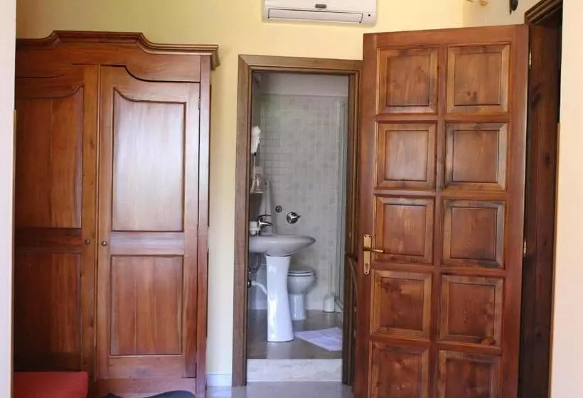 Raggio Di Sole Bed & Breakfast
