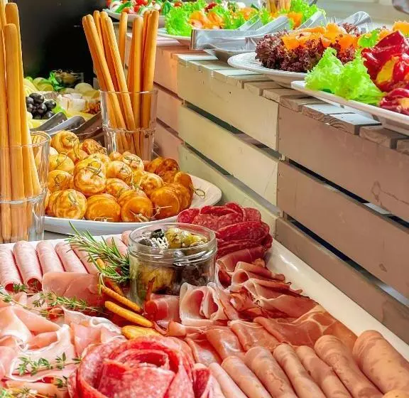 Retkeilymaja Risa Hotel Village   Engel & Kreuz