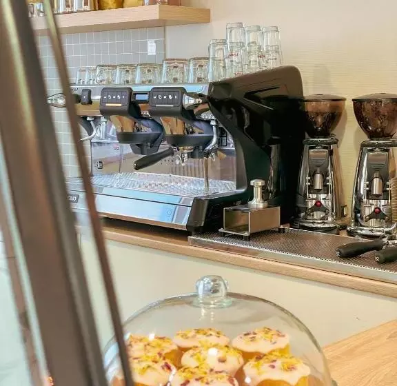 Retkeilymaja Risa Hotel Village   Engel & Kreuz