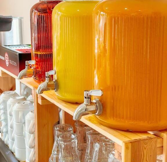 Общежитие Risa Hotel Village   Engel & Kreuz