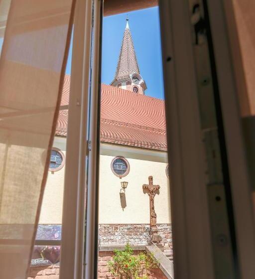 Общежитие Risa Hotel Village   Engel & Kreuz