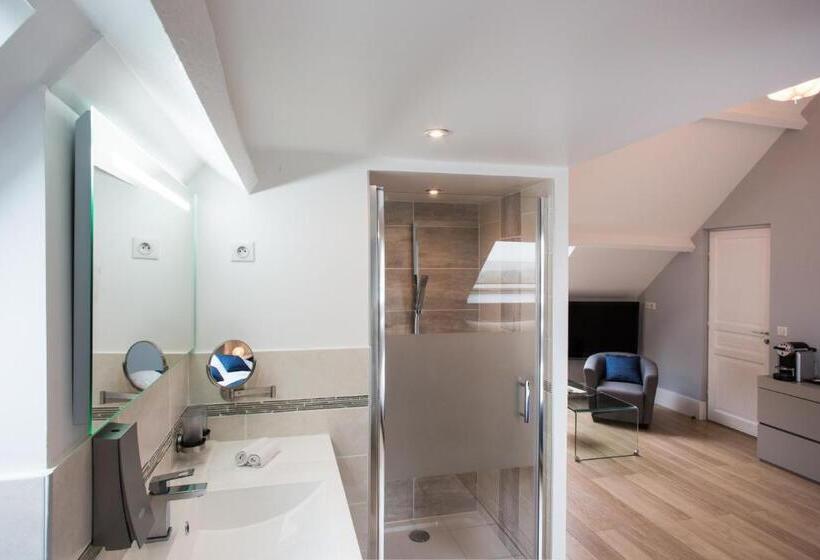 Bed and Breakfast Château De La Folie