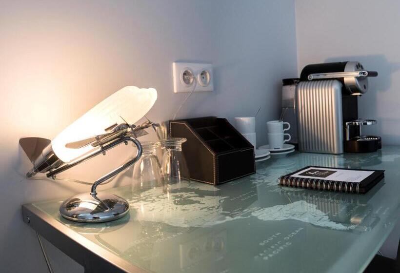 Bed and Breakfast Château De La Folie