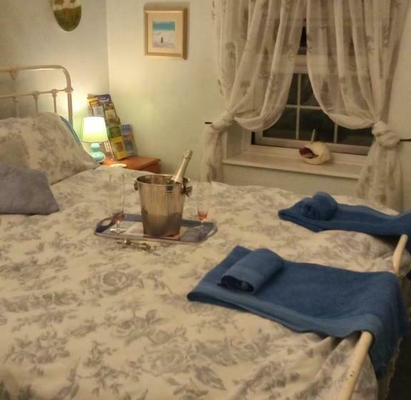 Bed and Breakfast Emms Cottage