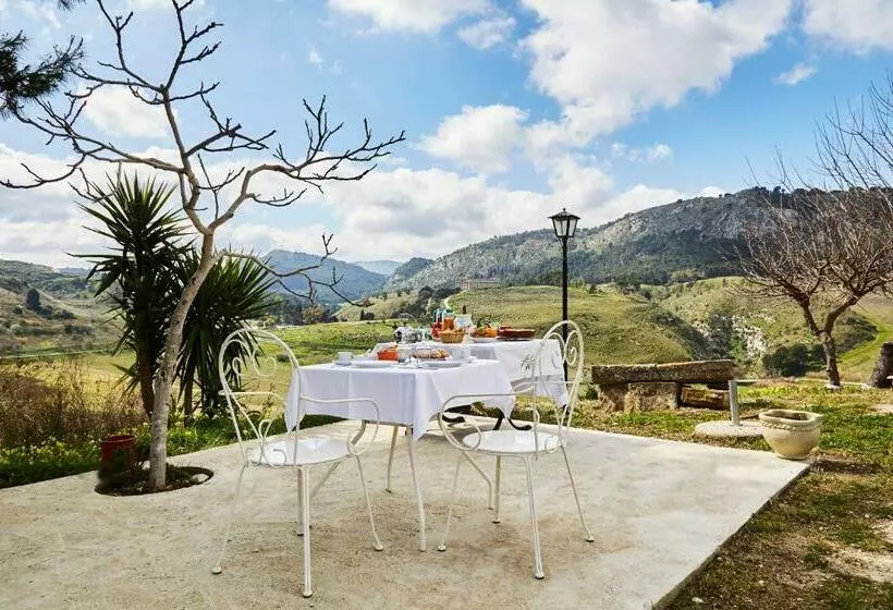 ベッドアンドブレックファースト Helimos Bed&breakfast Segesta Temple Castellammare