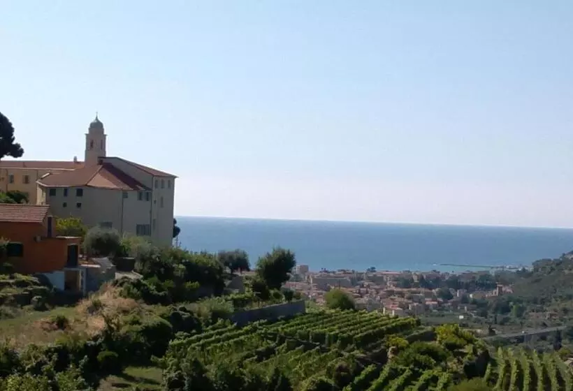 Hotelli B&b Ca De Pippu