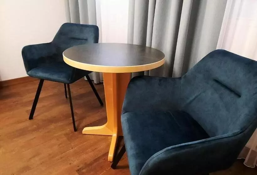 ホテル Garni Belvedere