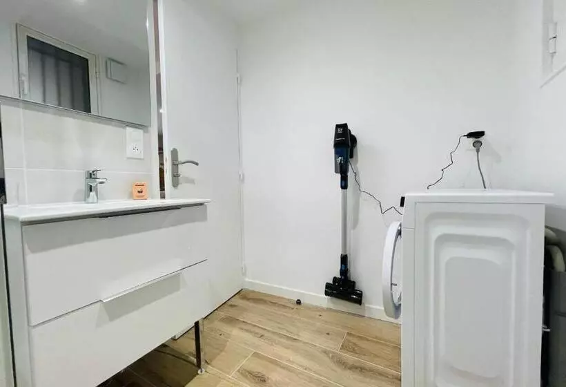 Le Chenonceau Charm And Softness From Tours