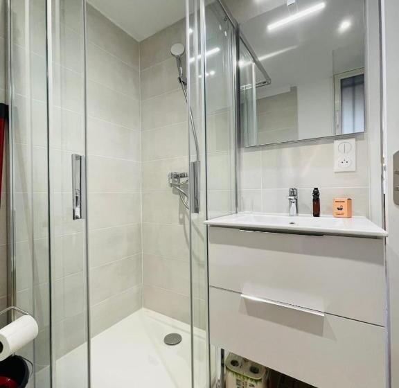 Le Chenonceau Charm And Softness From Tours