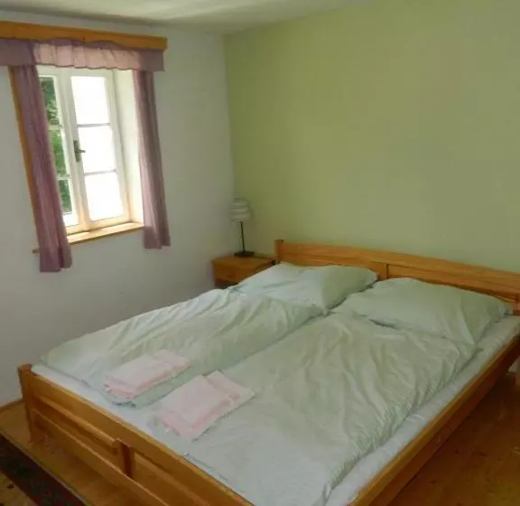 Majatalo Hospoda Na Peci