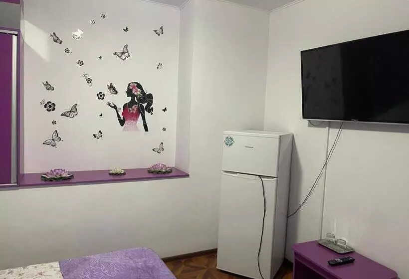 ペンション Camere De Inchiriat La Tuguiata