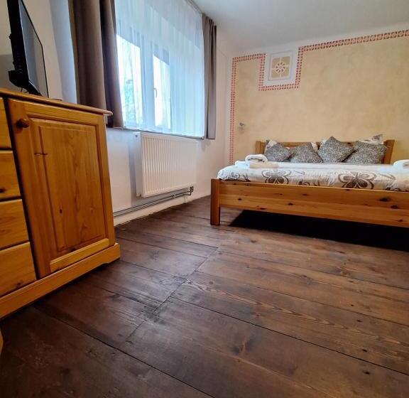 膳宿费 Penzion V Suchu