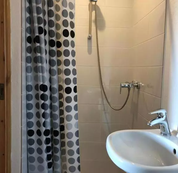 پانسیون Viesu Nams Vālodzes
