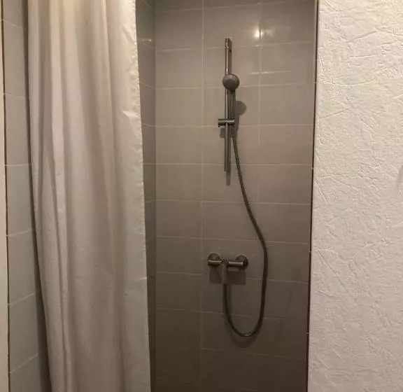پانسیون Viesu Nams Vālodzes