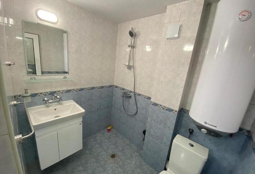 Centrally Located Apartment In Varna