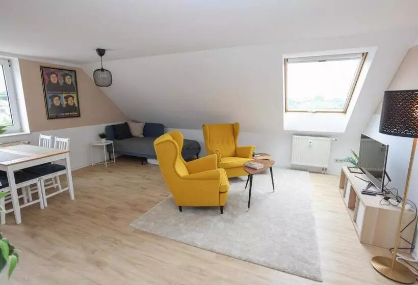 Fullhouse   Eisenach   K70 Apartments   Washing Machine   Smarttv