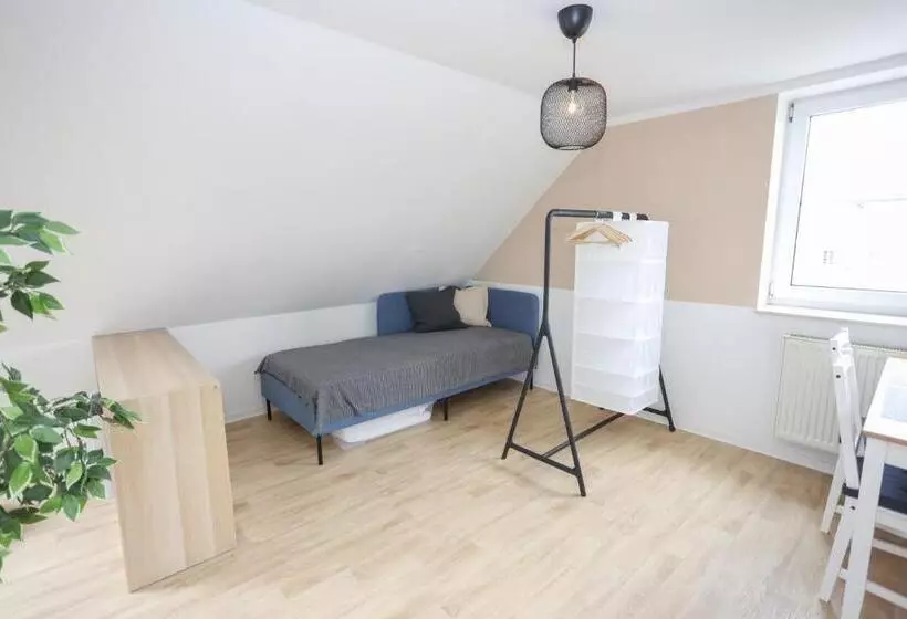 Fullhouse   Eisenach   K70 Apartments   Washing Machine   Smarttv