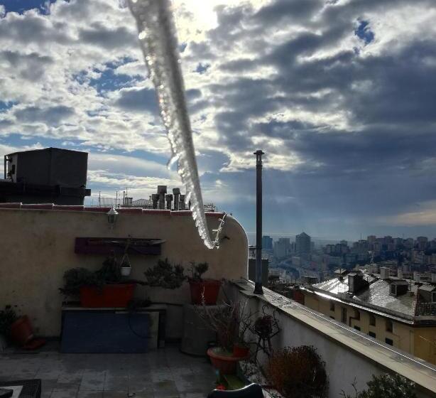 Happy House In Genova N.010025 Lt 2727