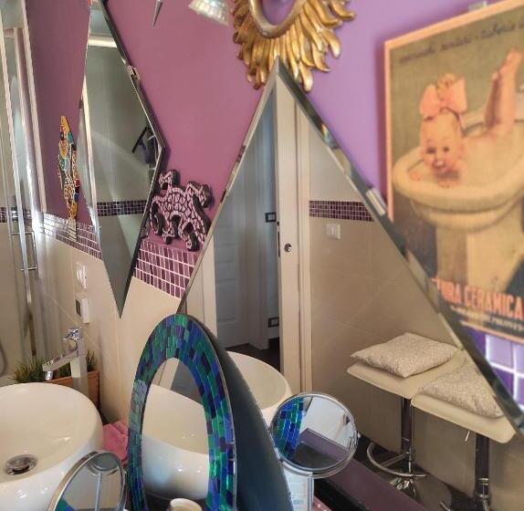 Happy House In Genova N.010025 Lt 2727