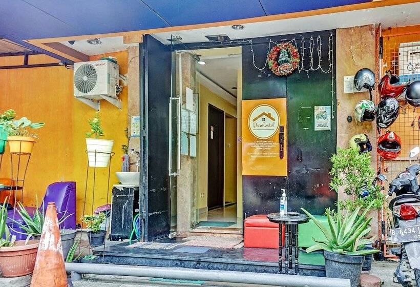 Szálloda Oyo 90692 Point Hostel