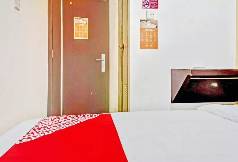 Hôtel Oyo 90692 Point Hostel