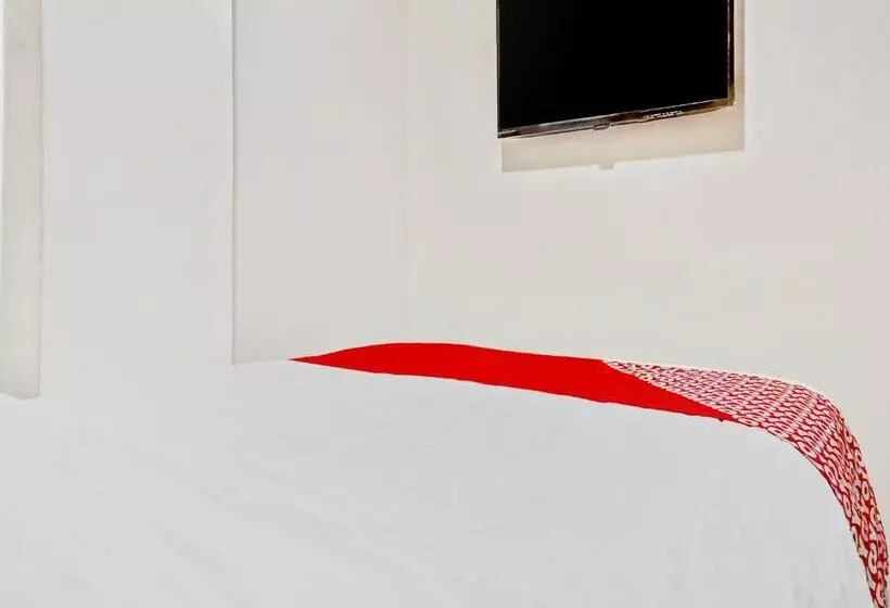 Hôtel Oyo 90692 Point Hostel