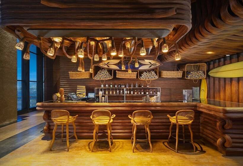 Hotel The Orient Jakarta, A Royal Hideaway