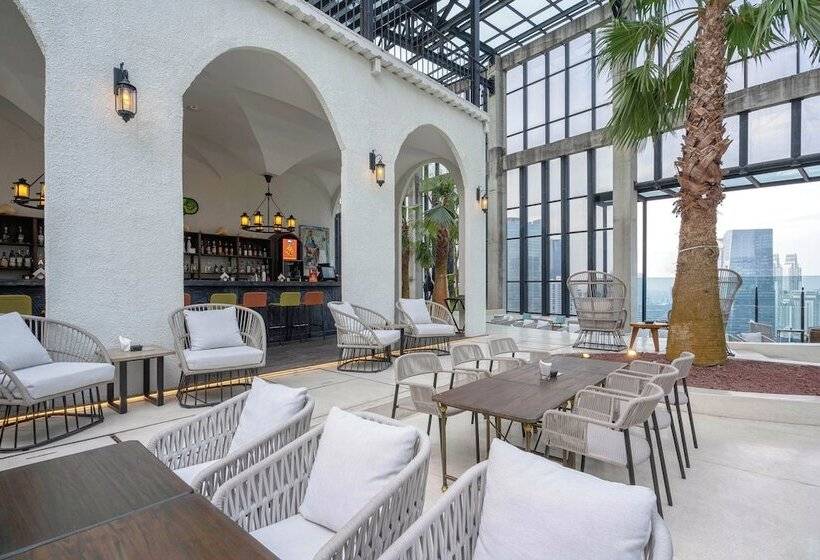 Hotel The Orient Jakarta, A Royal Hideaway