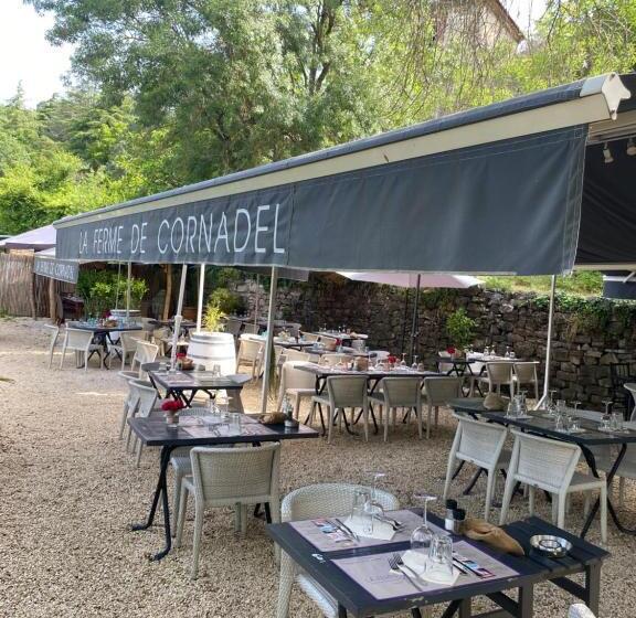 ペンション Restaurant Et Chambres D Hôtes La Ferme De Cornadel