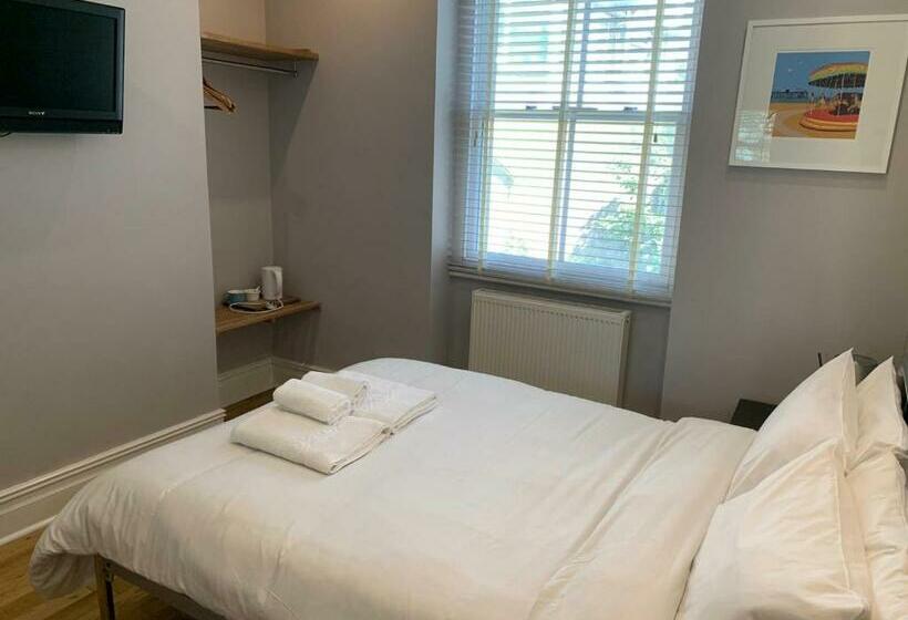 پانسیون Weslie Guest House