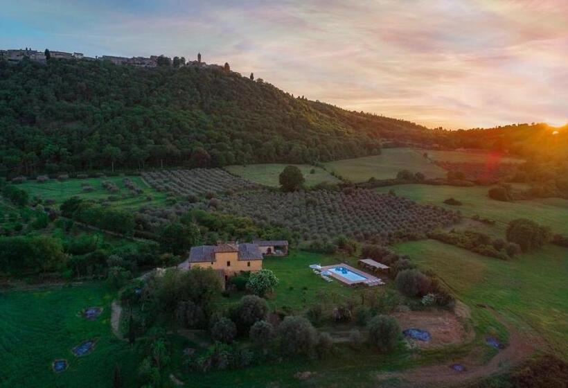 Podere Pratovecchio 14&2, Emma Villas