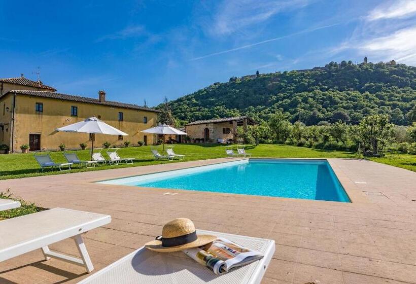 Podere Pratovecchio 14&2, Emma Villas