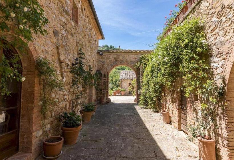 Podere Pratovecchio 14&2, Emma Villas