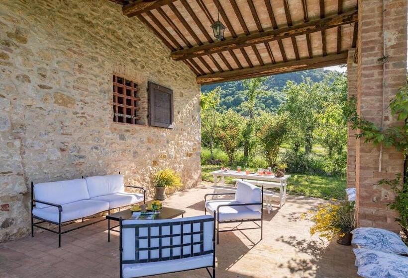 Podere Pratovecchio 14&2, Emma Villas