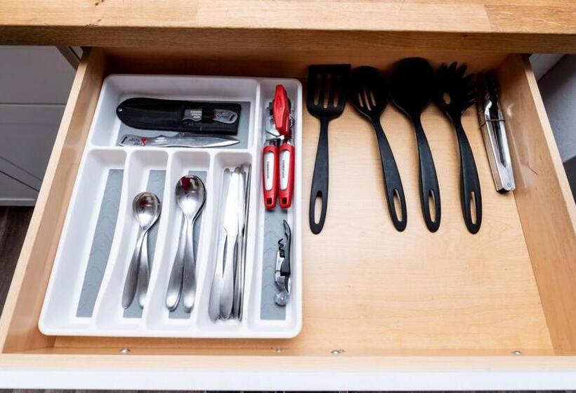 The Palms At Middle River Terrace 4