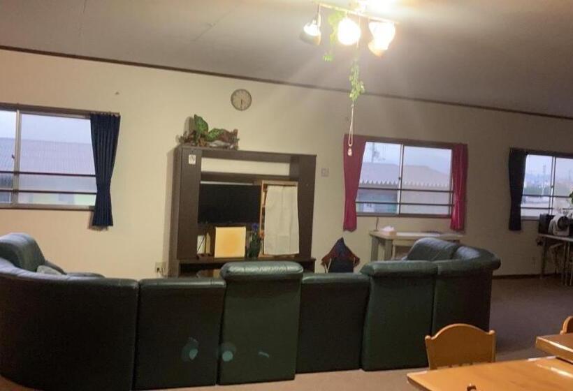 旅馆 すずめのお宿 つばめの間 最大30名 Swallow Room Maximum Of 30 People