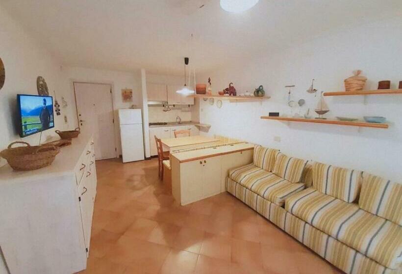 Baia De Bahas Residence