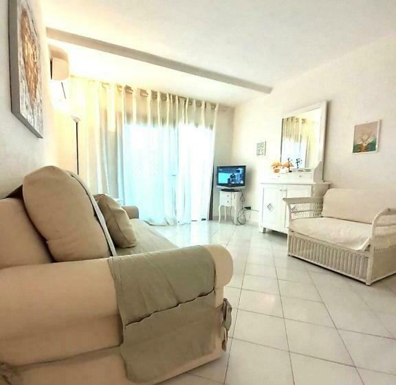 Baia De Bahas Residence