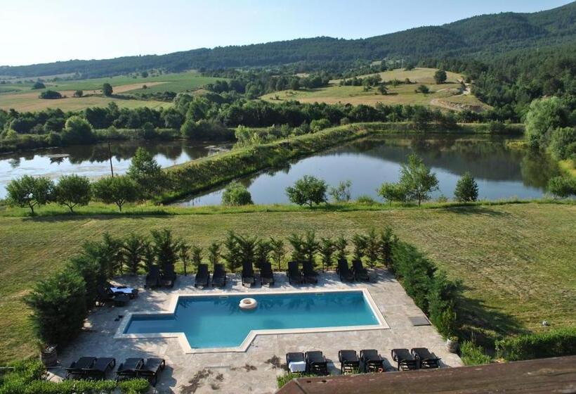 فندق хотел планински кът