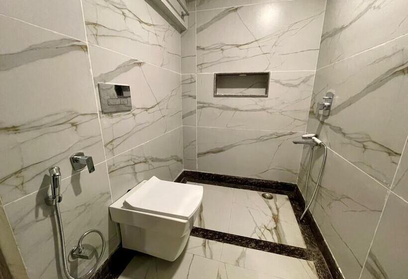 בית מלון כפרי Himgiri