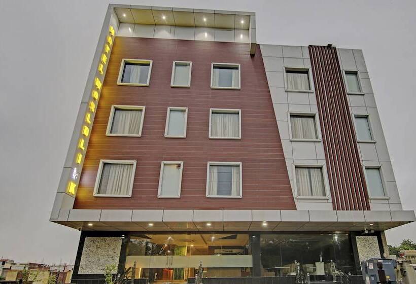 Hotel Treebo S G Grand