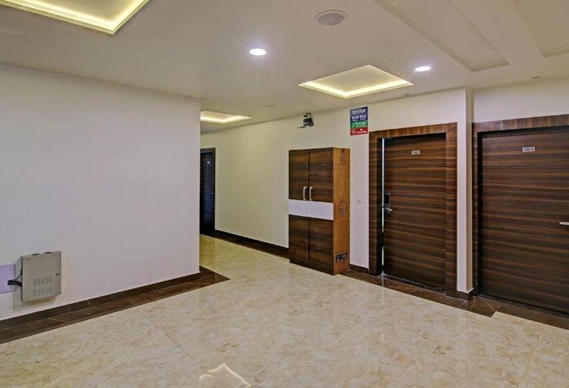 Hotel Treebo S G Grand