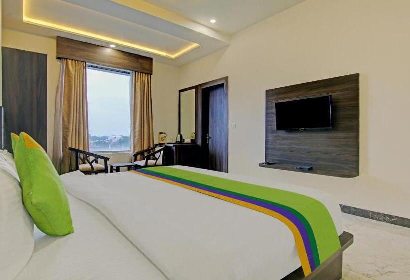 Hotel Treebo S G Grand