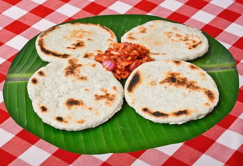 Majatalo Man Guest Polonnaruwa