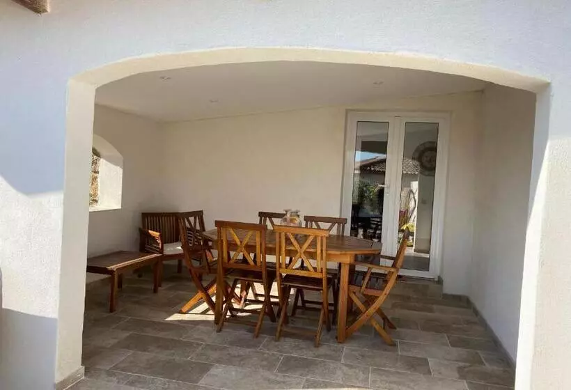 Petite Maison En Pierre