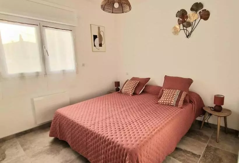 Petite Maison En Pierre