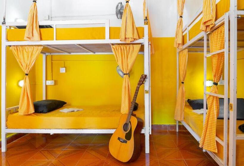 Whoopers Hostel Palolem