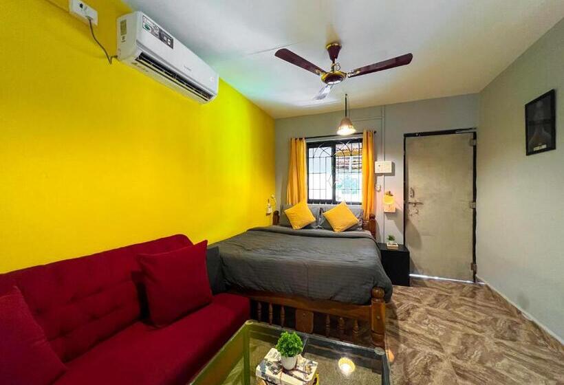 Whoopers Hostel Palolem